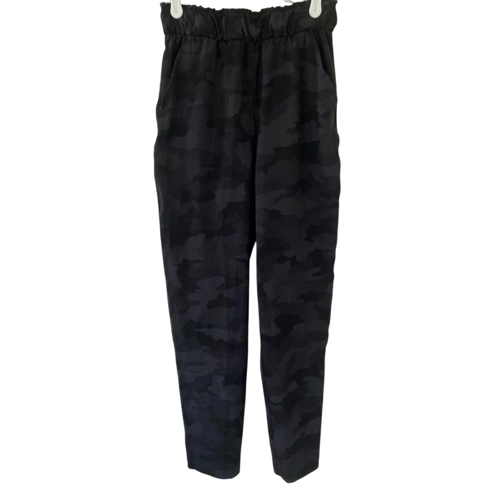 Lululemon Keep Moving Pant 7/8 High-Rise Heritage 365 Camo Deep Coal Size 2 EUC - Image 3