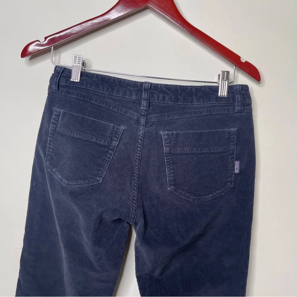 Patagonia dark blue straight leg corduroy pants sz 28 - Image 8