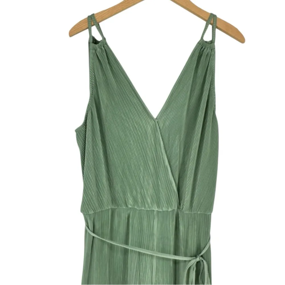 Oddy Sage Green Plisse Sleeveless Jumpsuit size 2X Belted NWT - Image 4