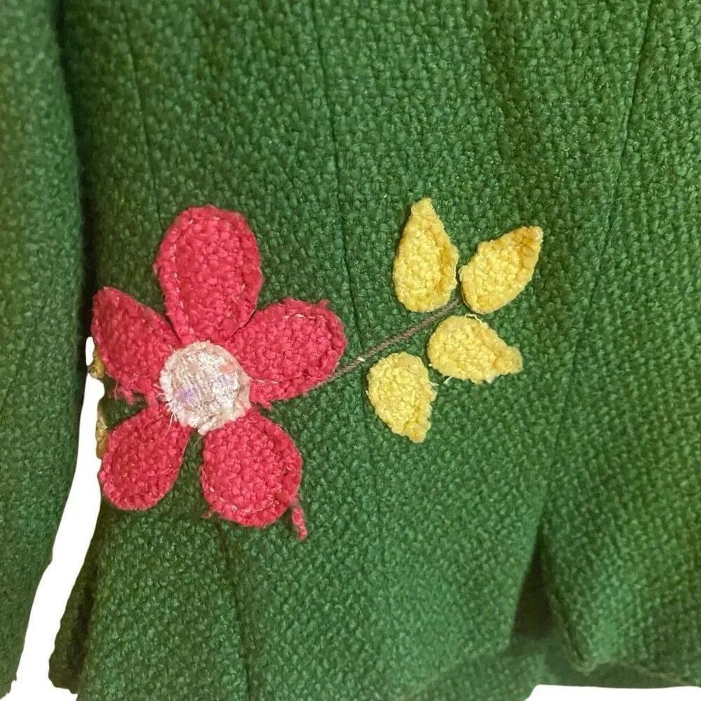 Anthropologie IF Kelly green flower appliqué suit jacket blazer wool blend short - Image 6
