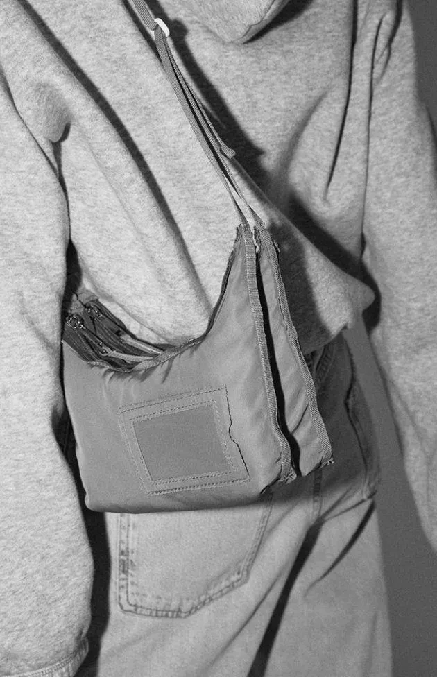 nylon shoulder bag new with tag - Image 7