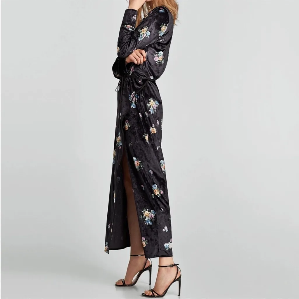 Zara Floral Print Velvet Robe Duster Wrap Tie Maxi Dress size small - Image 5
