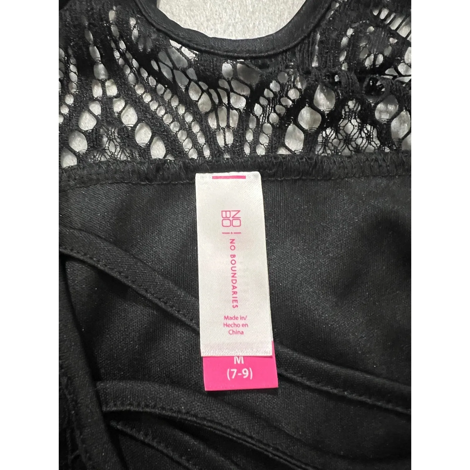 No Boundaries Black Lace Long Sleeve Top Criss Cross V Neck Blouse Size M - Image 3