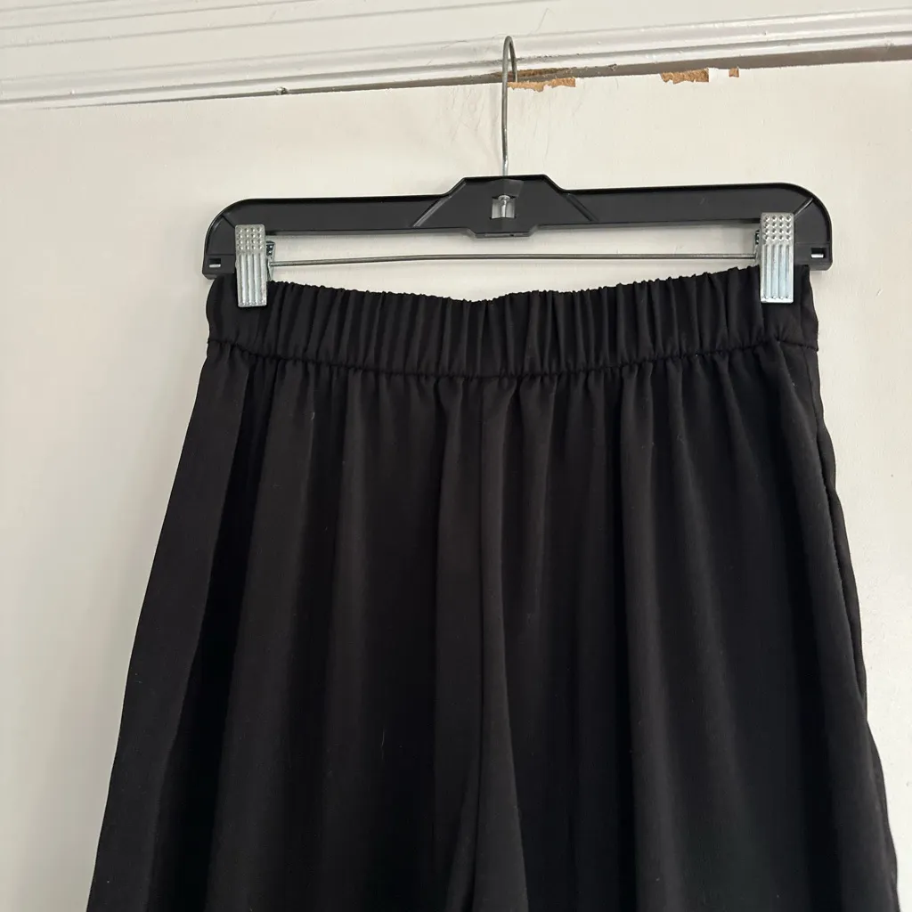 Zara Sz: M  Black Wide Leg Cropped Pull On Sailor Pant Large Button Accent - Image 12