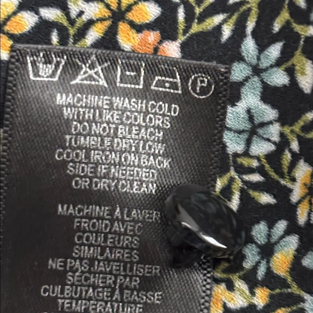 Adrianna Papell sleeveless pleated floral print blouse Size M - Image 7