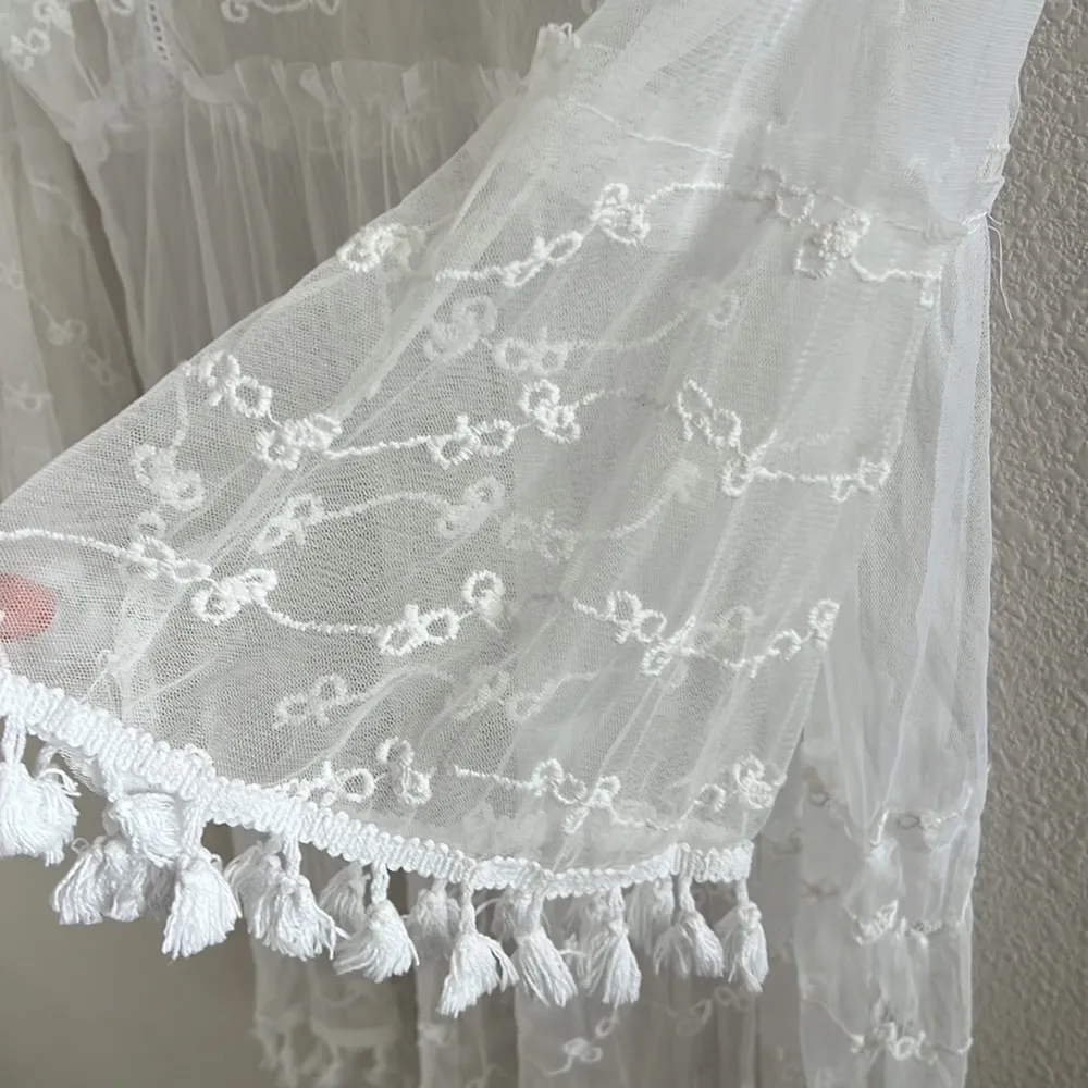 Coconut Bay White Mesh and Lace Boho Swim Beach Cover Up Dress Tunic Medium - Image 3