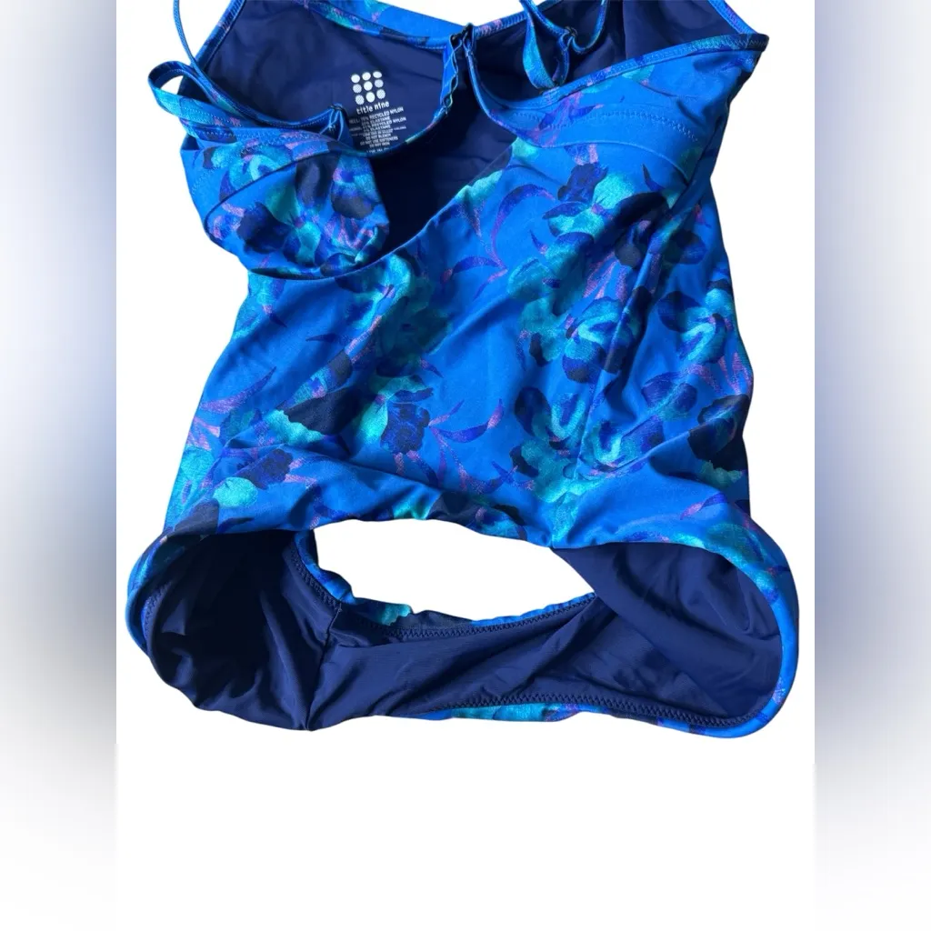Title Nine Medium Blue‎ Floral One Piece Swimsuit - Image 3