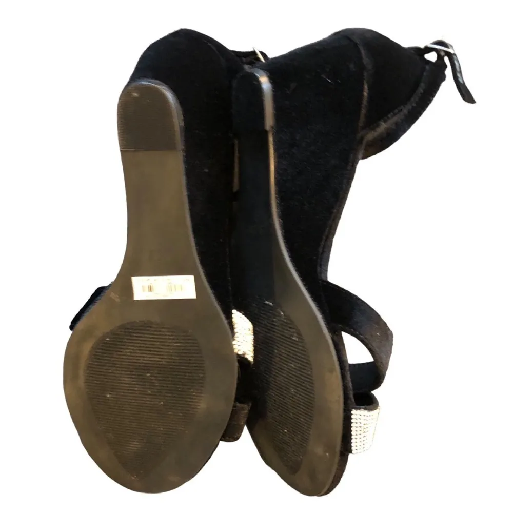 Torrid Rhinestone Demi Wedge Sandal Sz 9.5W Black Velvet Dressy Cocktail Party - Image 9