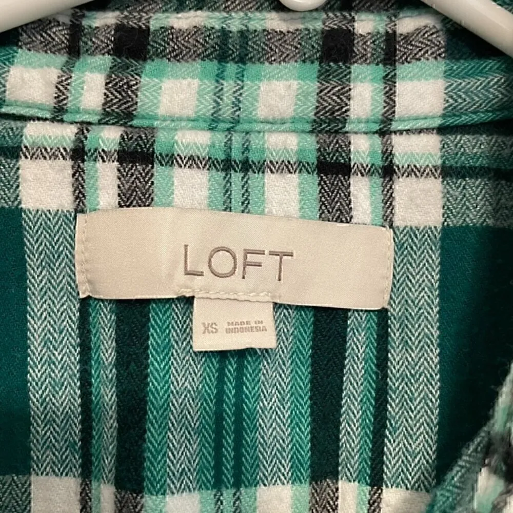 ANN TAYLOR LOFT Plaid Flannel Everyday Shirt Dark Green White Black Button Down - Image 6