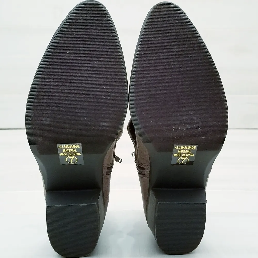 {7} NWT SODA Taupe Eyelet Buckle Strap Booties - Image 8