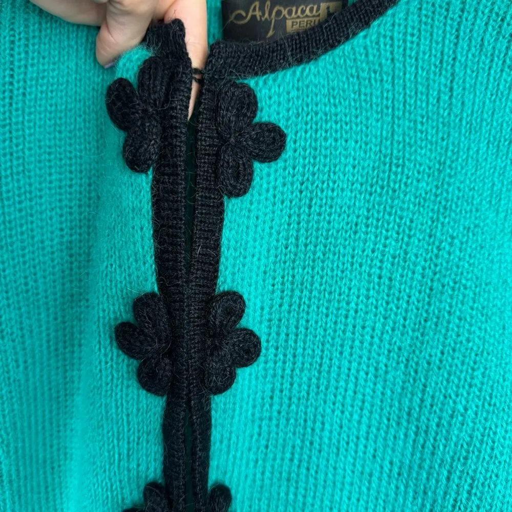 Alpaca Peru Womens Baby Alpaca Cardigan Sweater Sz Medium Floral Art to Wear Blue - Image 11