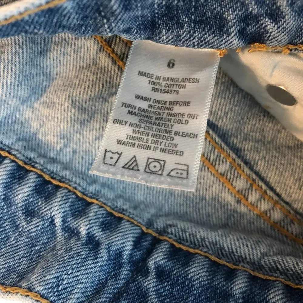 Aeropostale Women's Blue Destroyed Cotton Slim & Thick Curvy Mom Denim Jeans 6 - Image 4