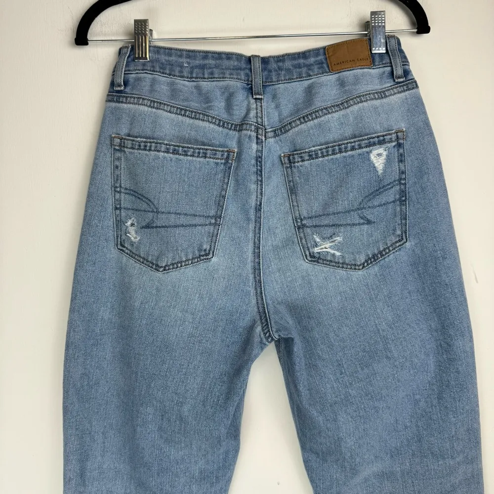 Mom Jeans Sz 4 Medium Wash Distressed - Image 10