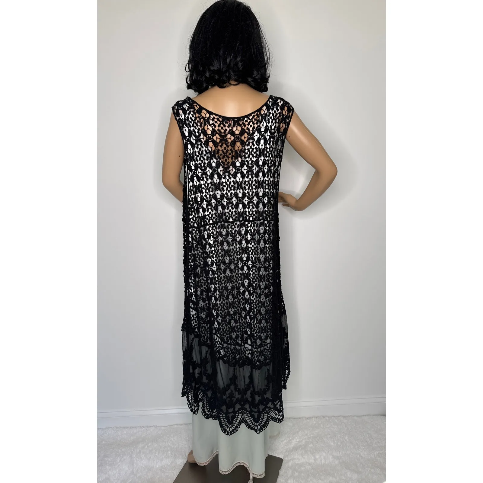 Crochet and lace sleeveless duster black origami by Vivien cardigan medium large - Image 9