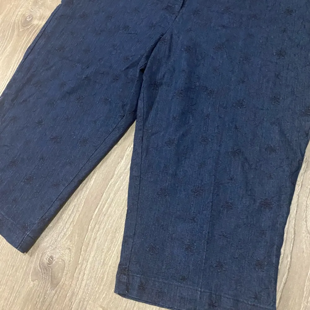 White Stag Elastic | Adjustable Waist Denim Jean Capris - Image 2