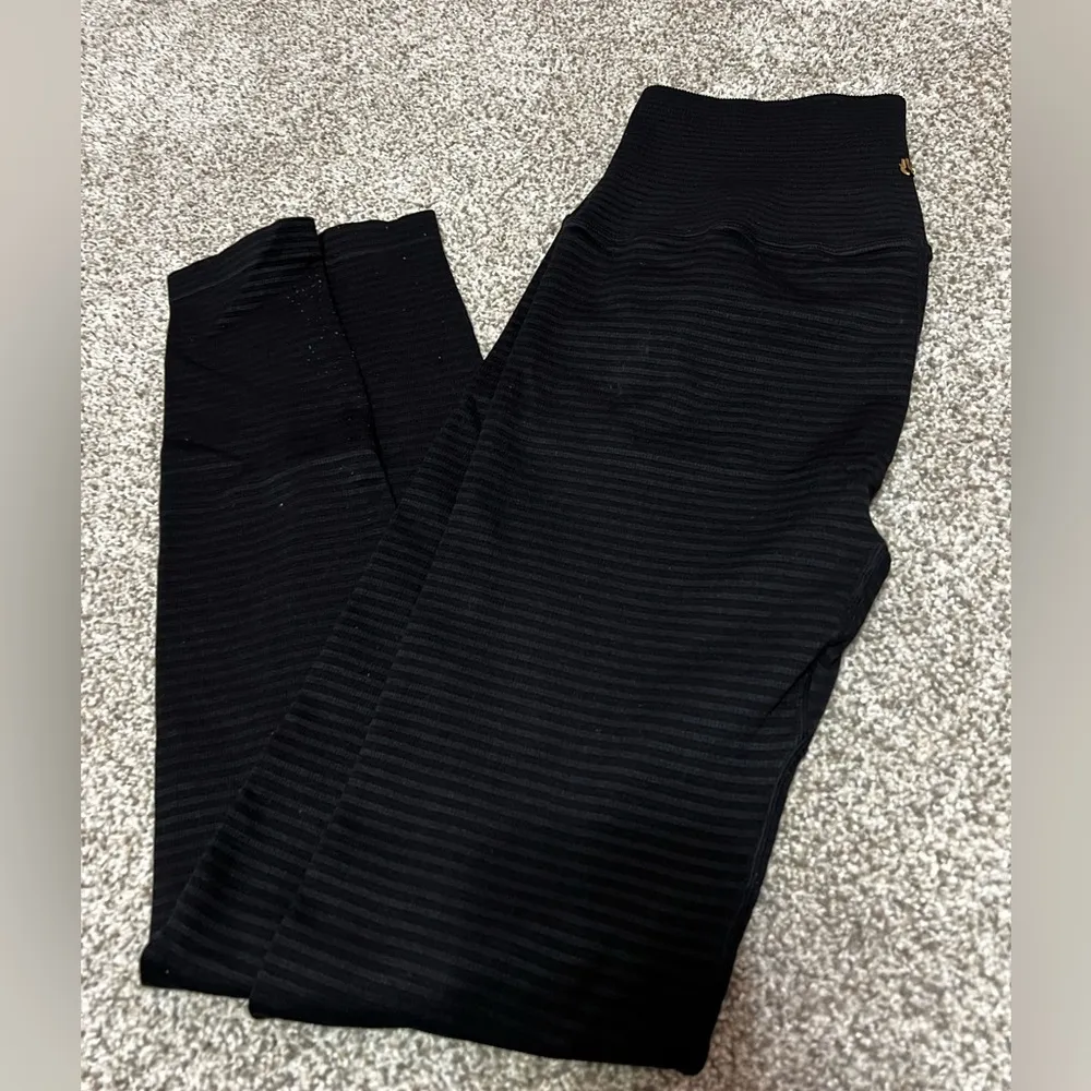 GENIE WOMEN'S HIGH WAIST SEAMLESS SLIM AND TONE LEGGINGS Black Size L - Image 7