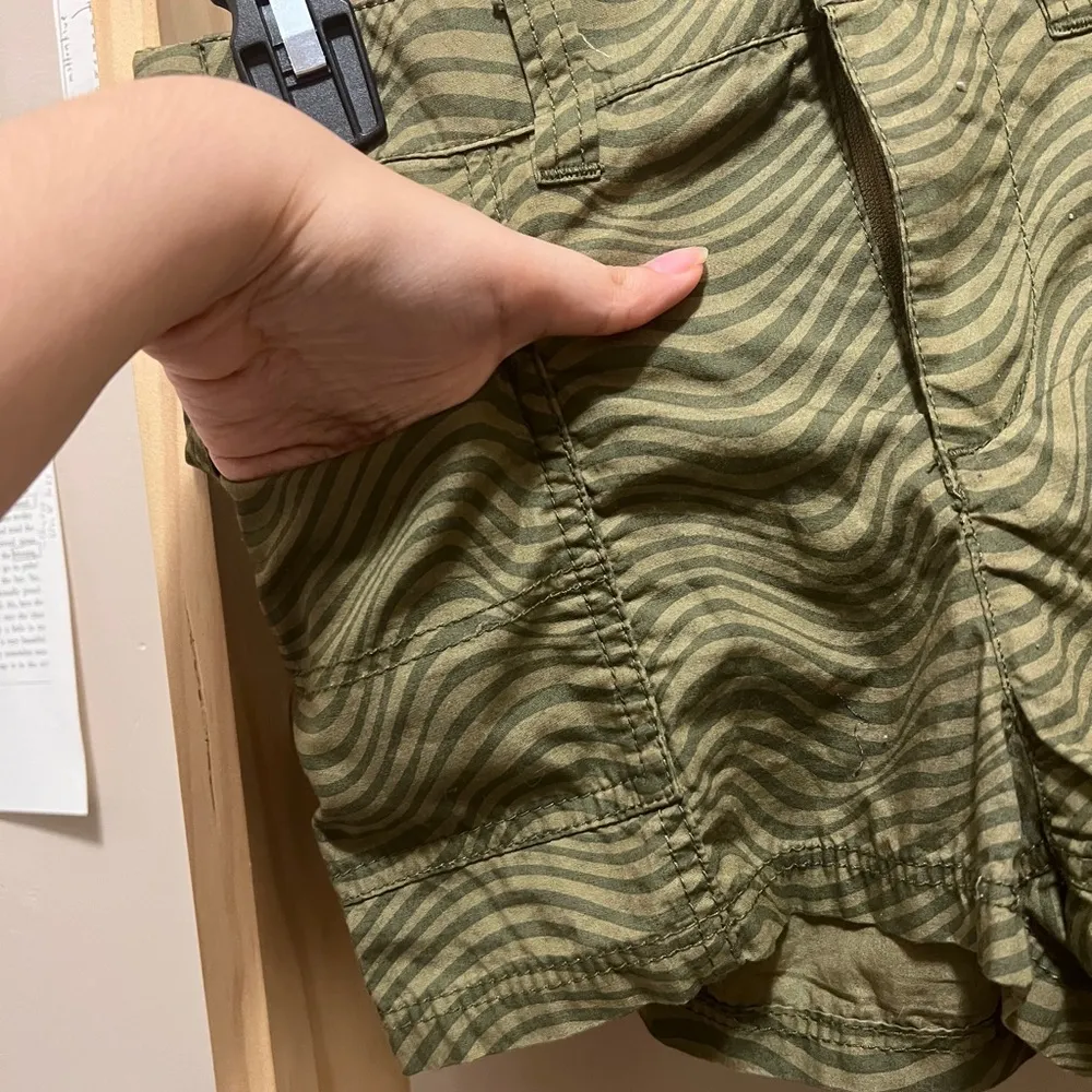 Army Green Jungle Shorts with Pockets NWT - Image 4