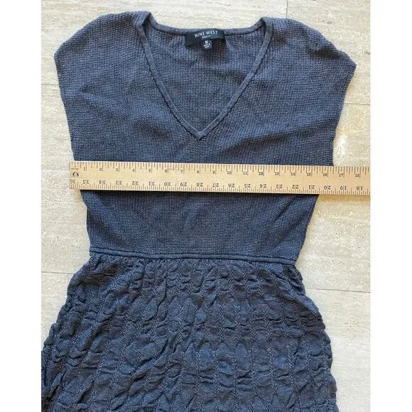 Nine West Gray V-Neck Knit‎ Dress with Textured Skirt Medium - Image 3