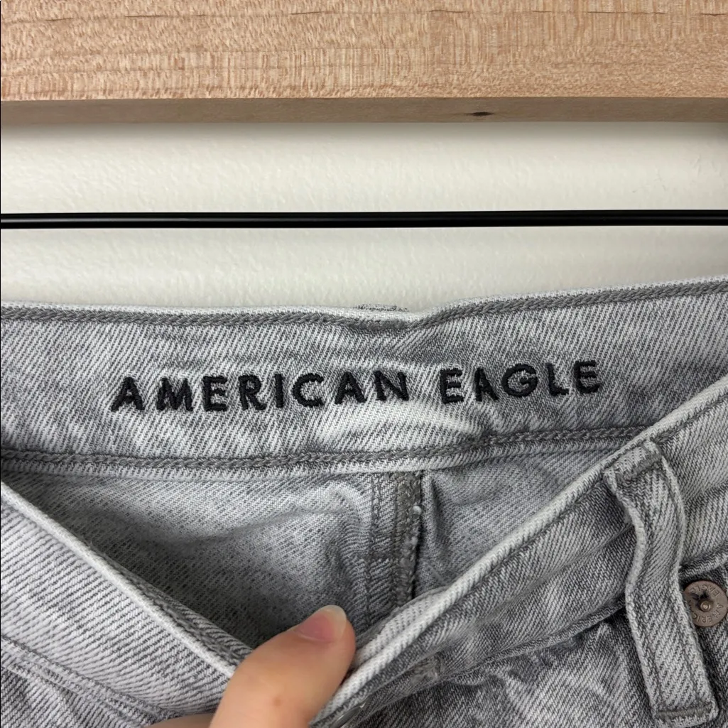 American Eagle 90s Straight Jeans Women’s Size 14 Haze Grey Denim Relaxed - Image 4