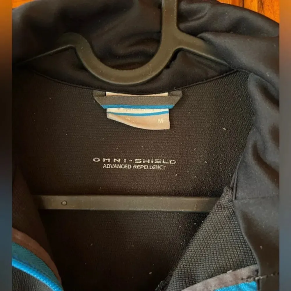Columbia Omni Shield Advanced Repellency Athletic Full Zip Jacket SIze Medium‎ - Image 3