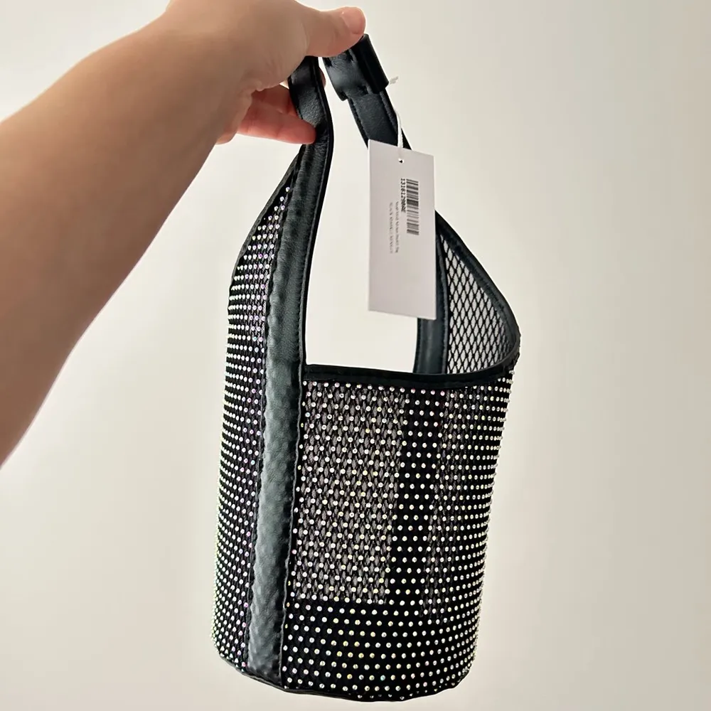 Reformation  bucket bag. - Image 2