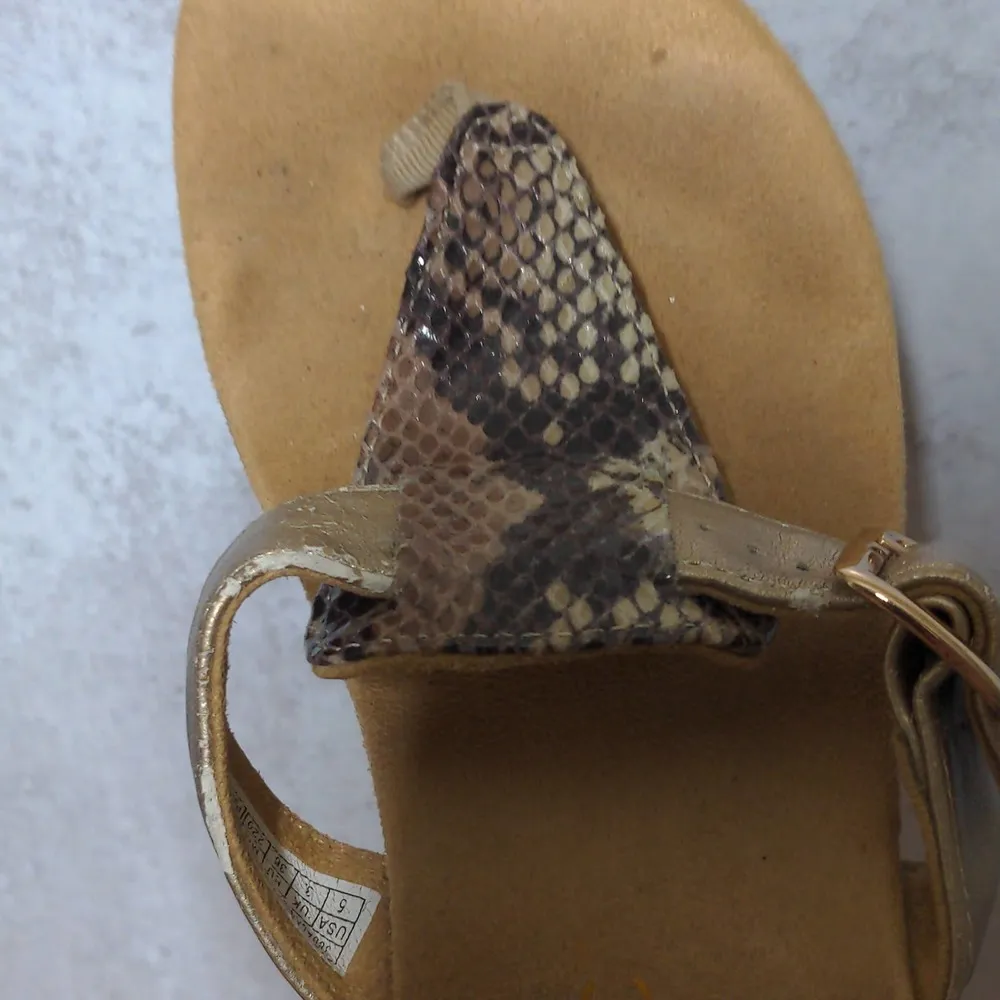 Vionic Alanis Womens Toe Post Wedge Sandal Thong Orthaheel Snakeskin 5 - Image 13