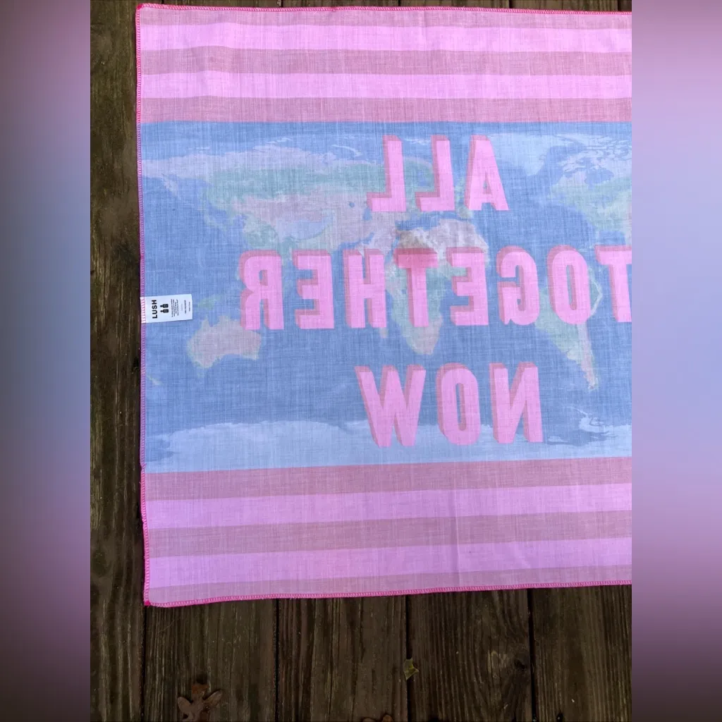 LUSH Cosmetics Reusable/Sustainable Knot Wrap Scarf/Bandana ‘All Together Now’ - Image 5