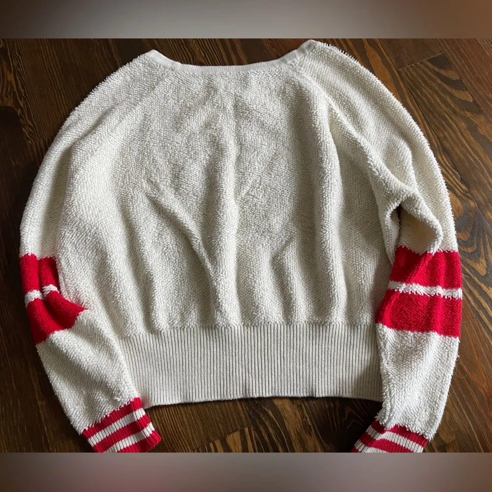 L+T Cream and Red Sweater Size XS - Image 2