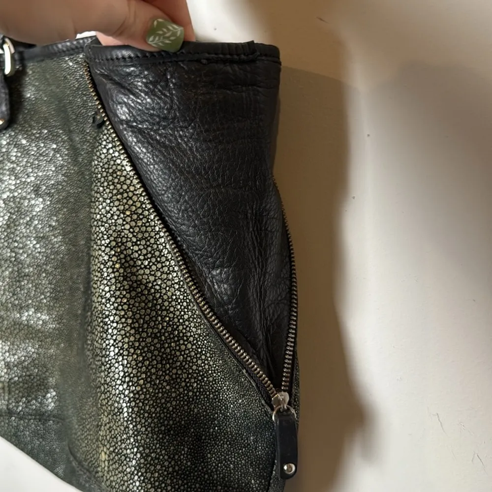 Vin Baker Women's Handbags Terra Italian Leather Speckled Green Shoulder Bag USA Black - Image 5