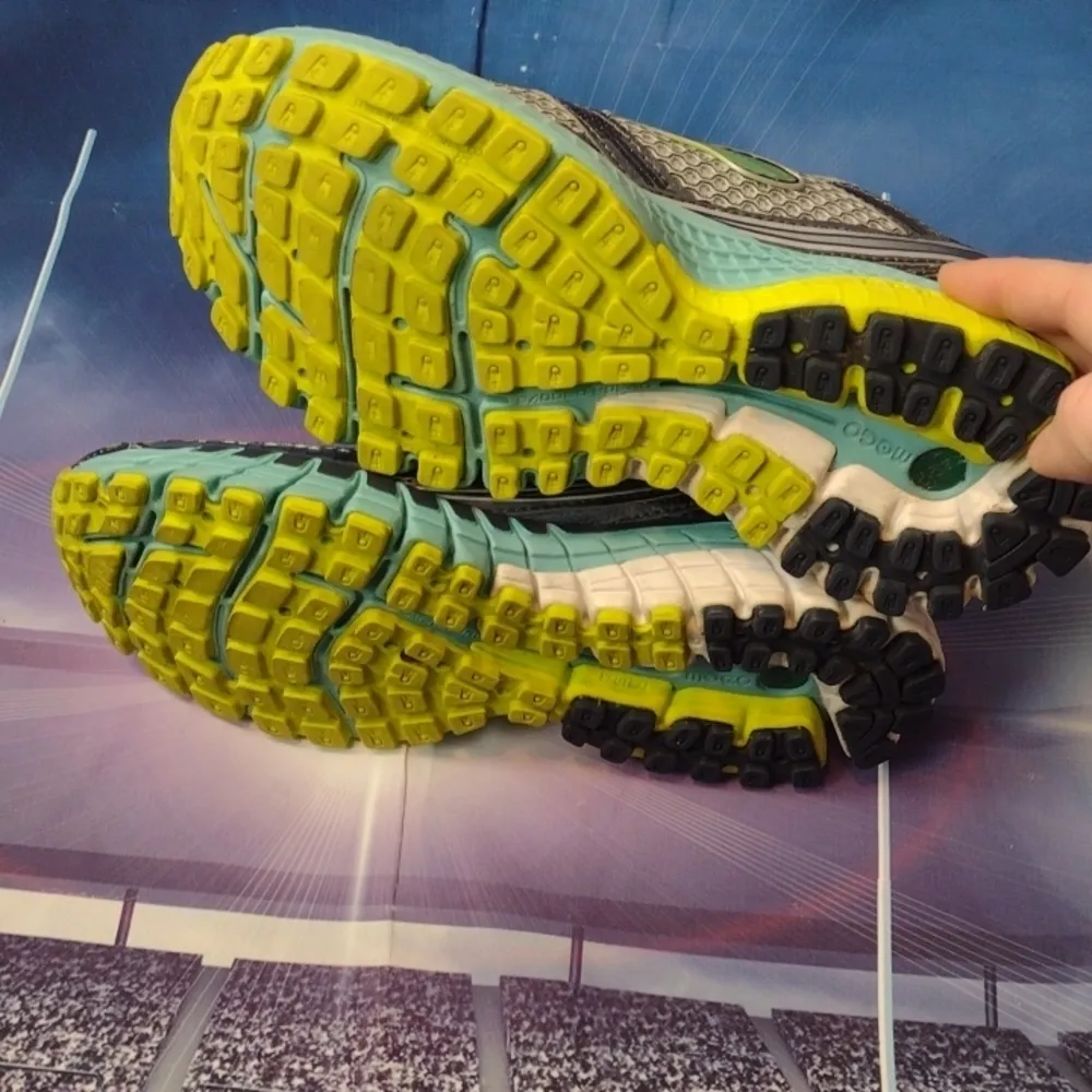 Brooks - ghost 6 lime green gray blue shoes size 8 - Image 5