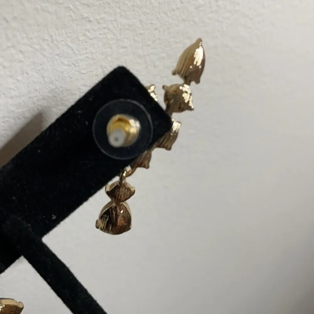 Massini Tear Drop Gold plated Cluster Round Diamond look Post earring NWT - Image 83