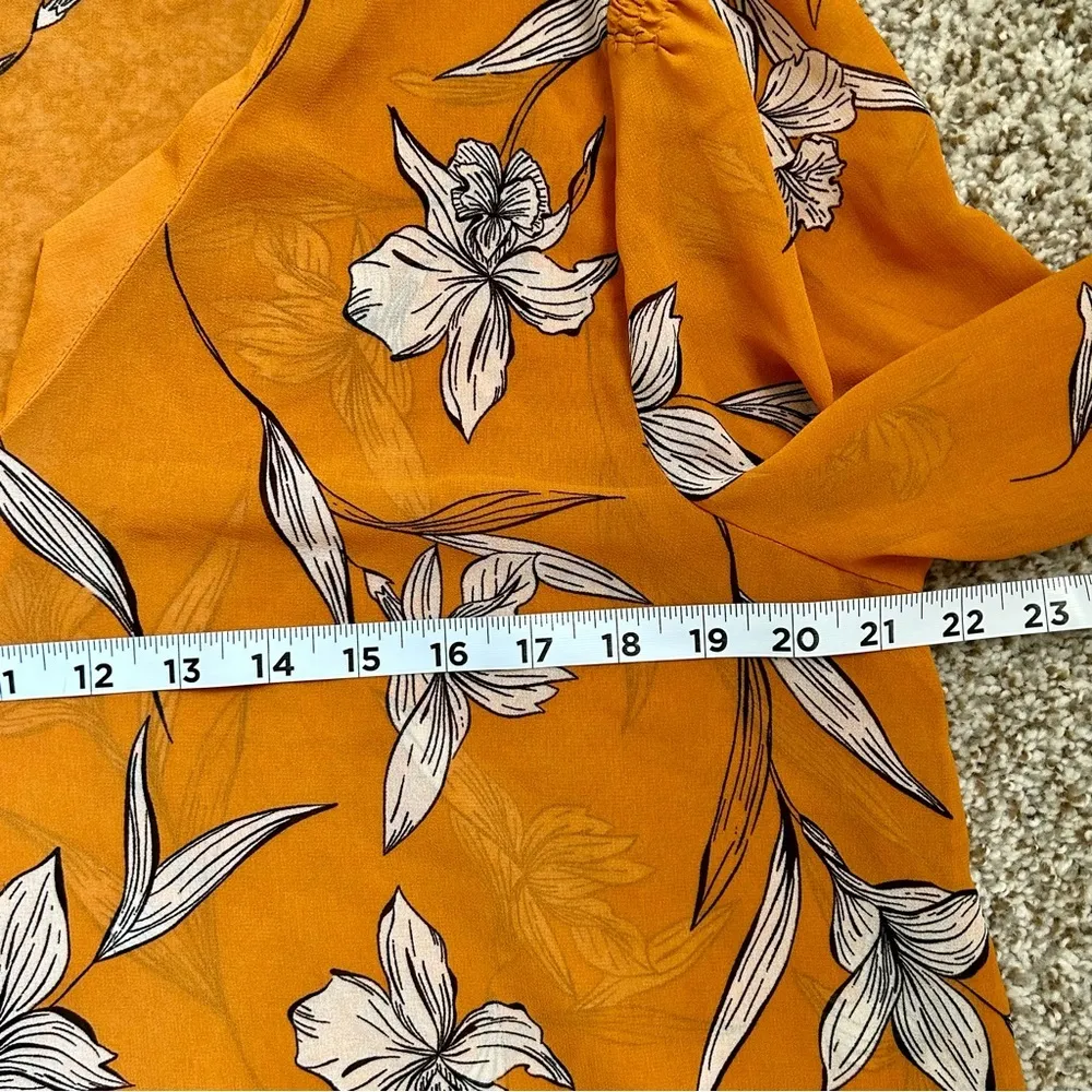 🦋 A New Day Mustard Cream Floral V-Neck Balloon Sleeve Long Sleeve Blouse Large - Image 7