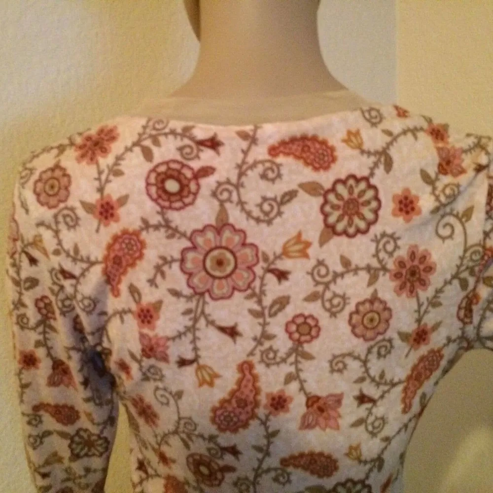 NO BOUNDARIES Women Top Small 3/4 sleeves Juniors - Image 9