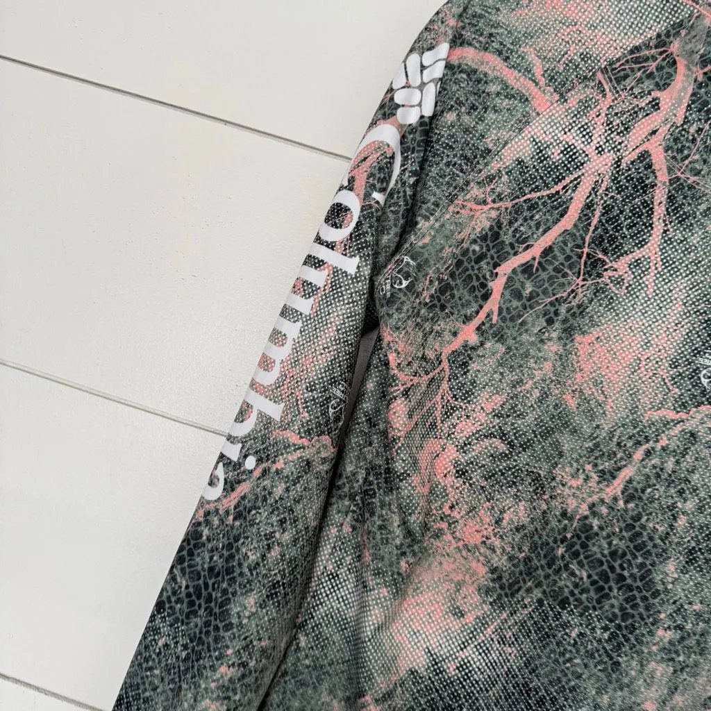 Columbia x Realtree Women’s Large Pink Camo Longsleeve - Image 5