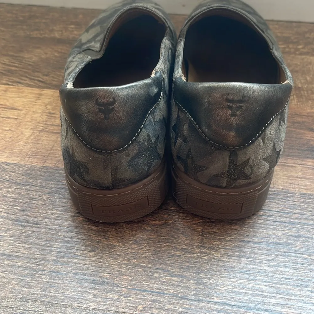 Trask Lillian Camo Metallic Perforated Slip - Image 5