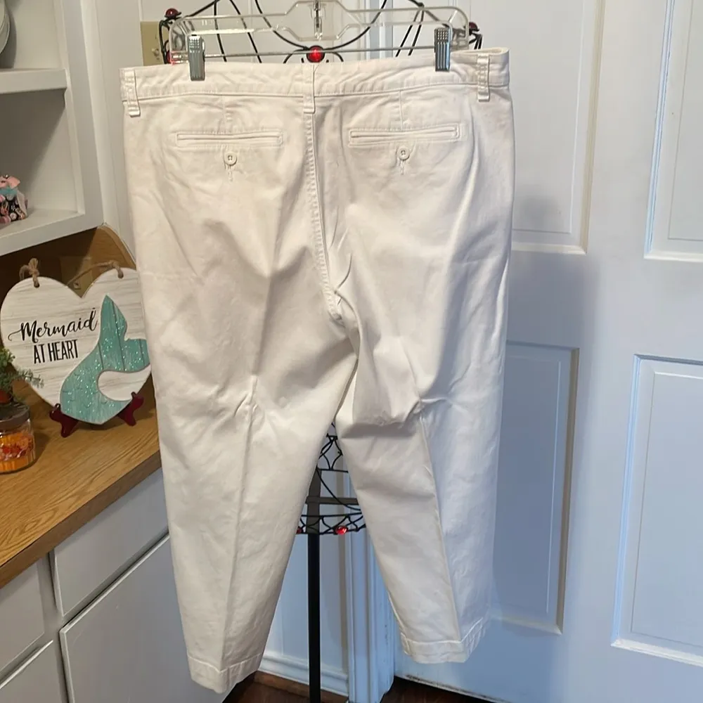 🥰🥰🥰3 for 12$🥰🥰🥰Style& Co White Capris - Image 5