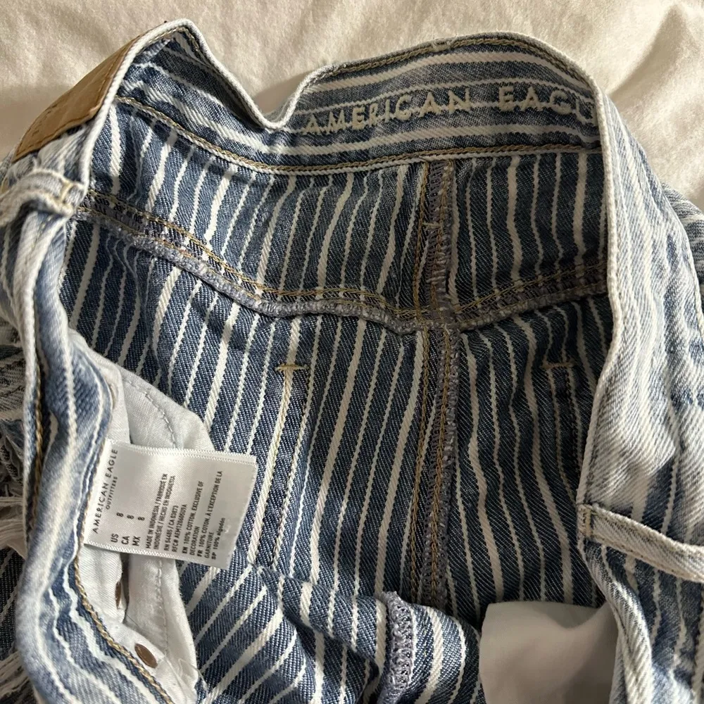 American Eagle Outfitters Shorts Ae Striped 90's Boyfriend Jean Shorts - Image 3