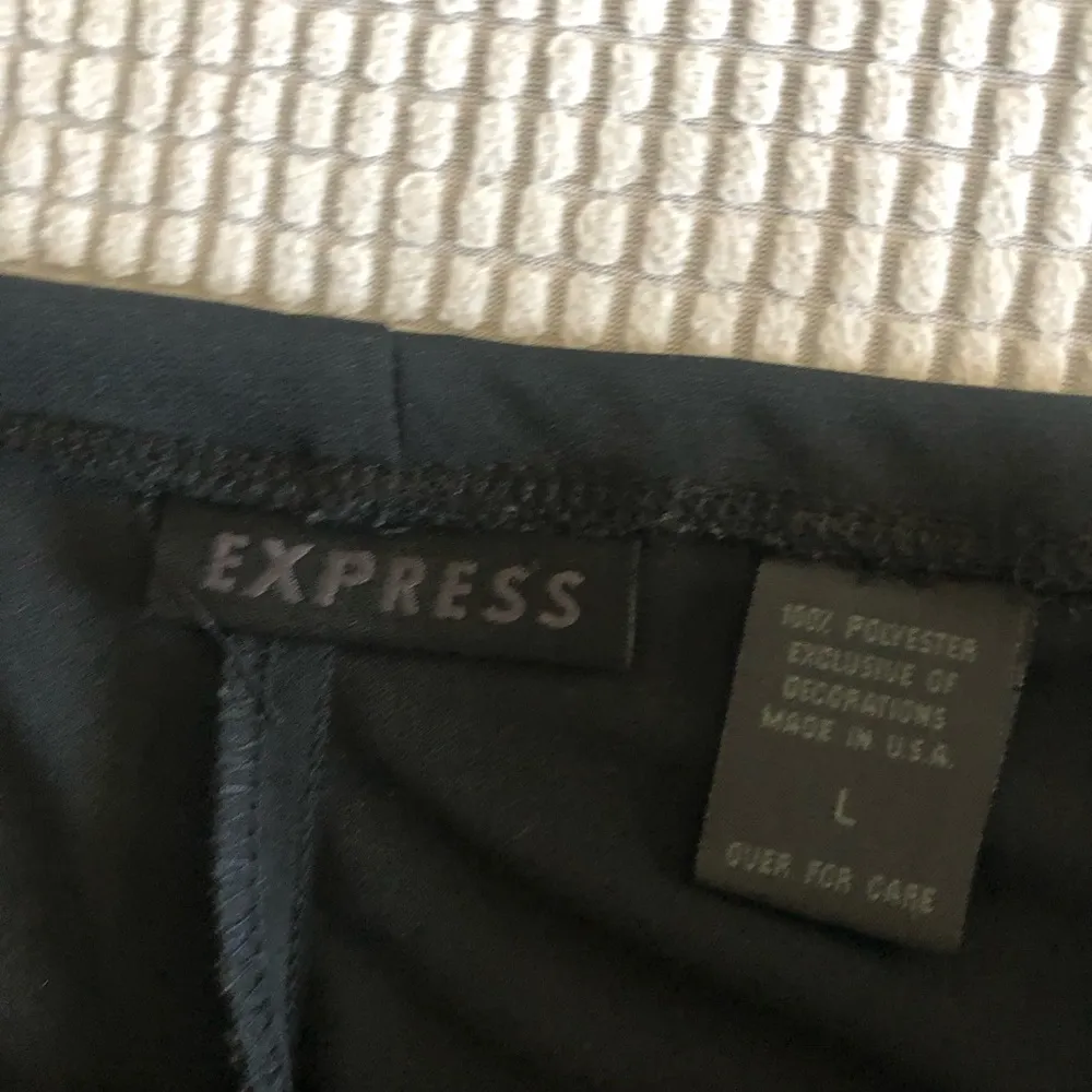 Express long Bkack skirt (Large) - Image 9