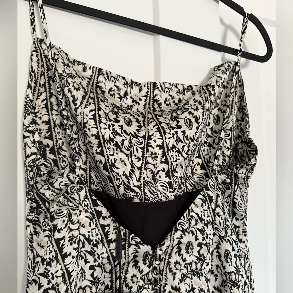 $189 New Elliatt Autonomy Dress - Black &White - XS - Image 6