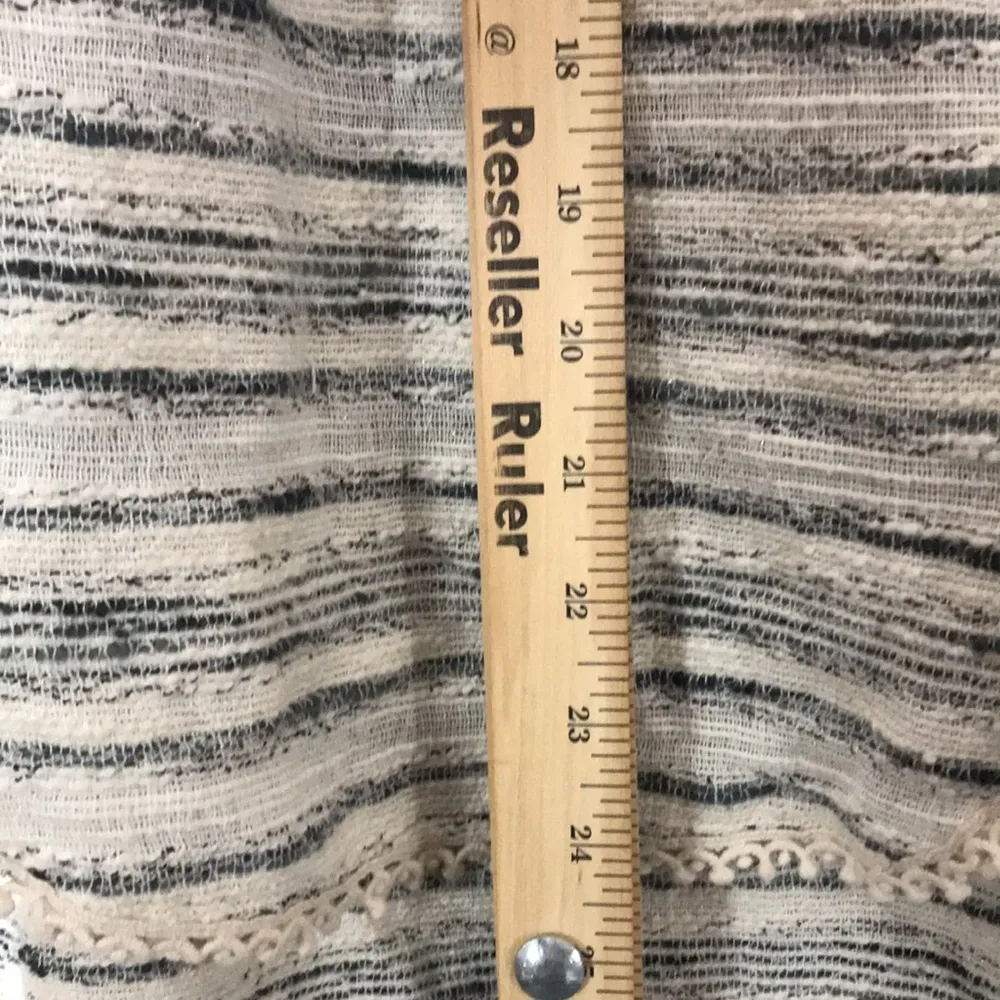 Free People ladies Summer Tweed Hideaway Henley Ivory Striped Top size small - Image 10