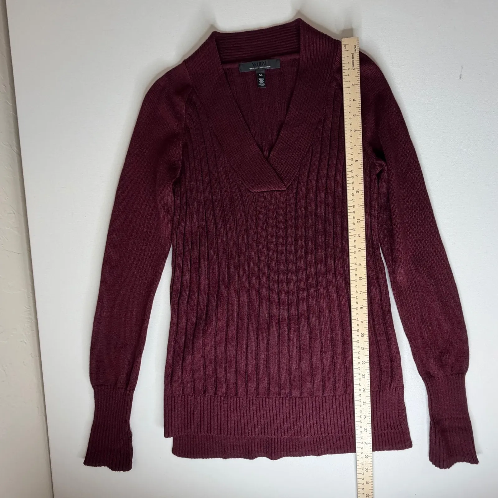 WHBM Burgundy Ribbed Knit Sweater Size XS Minimalist Cashmere Blend Comfy Cozy - Image 7