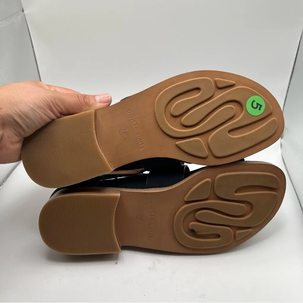 EUC Women's Gentle Souls Gem Strappy Sandal blue navy size 7.5 Nubuck leather - Image 9