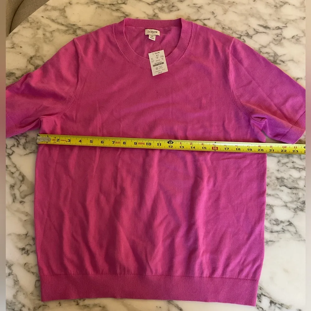NWT J crew bright flamingo pink Cotton Short Sleeve sweater XL small hole - Image 4