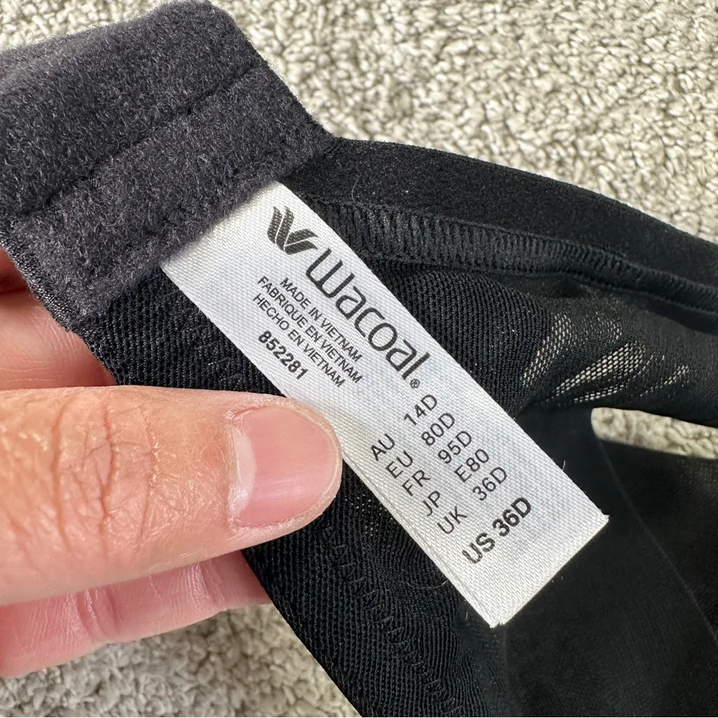 Wacoal Women’s Ultimate Side Smoother Wirefree Bra in Black 36D - Image 11