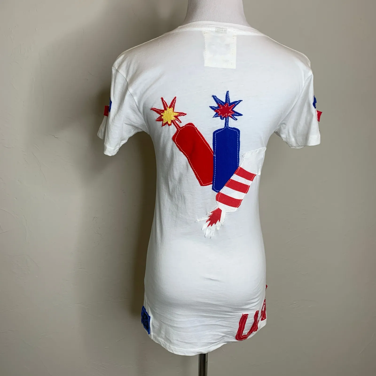Fourth Of July T shirt Appliqué Red White Blue Small - Image 3