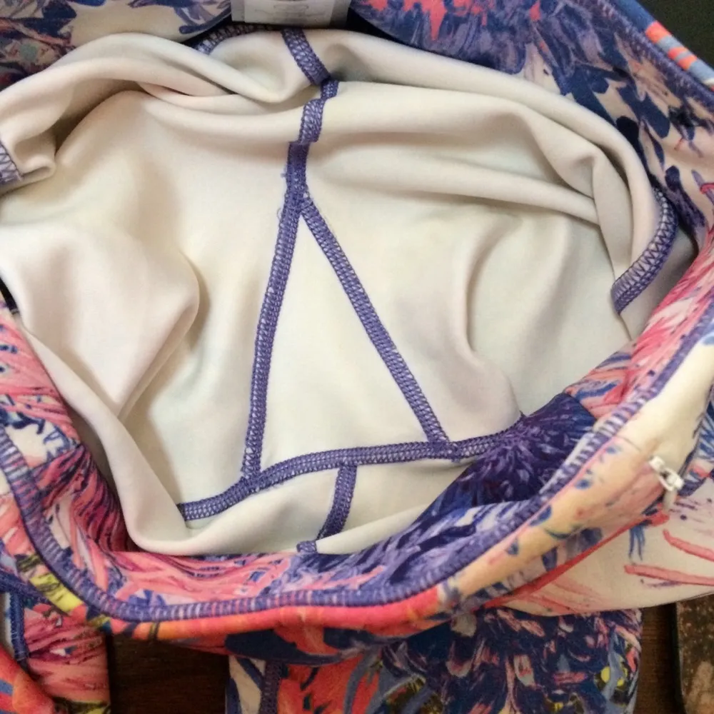 Underwood Floral Cropped Leggings - Image 6