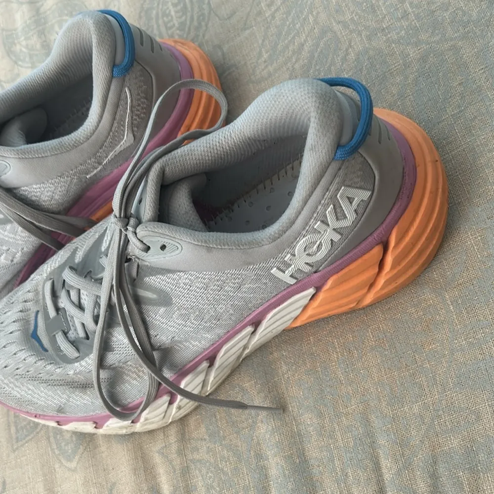 Hoka One One Women's  Gaviota 4 in Harbor Mist / Nimbus Cloud - Image 5