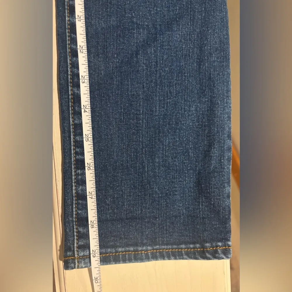 Kut From The Kloth Katy Mid Rise Boyfriend Jeans in Medium/Dark Wash, Size 4 - Image 11