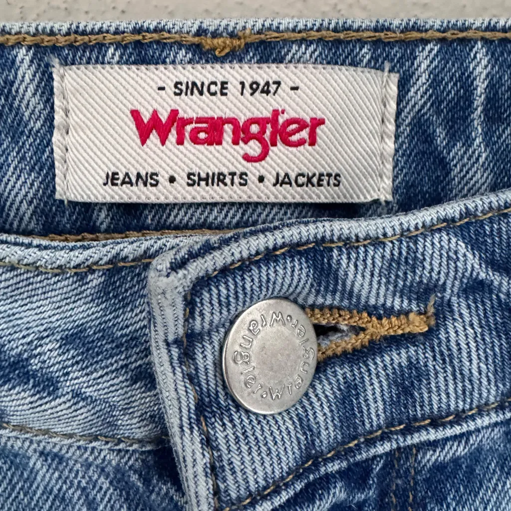 Wrangler Size 4/27 High Rise Rodeo Straight Crop - Image 5