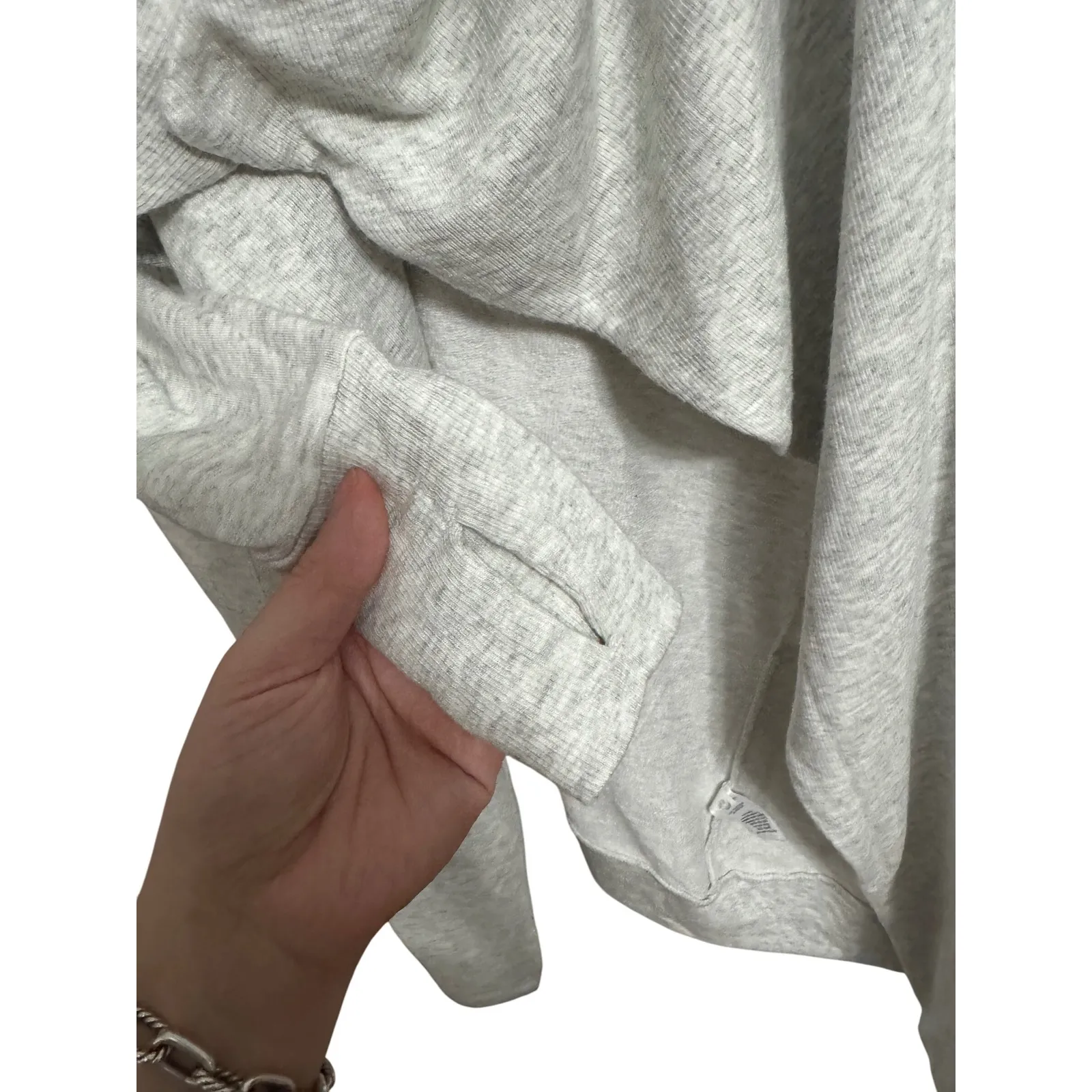 Athleta Cardigan Large Gray Heather Wrap Open Front Modal Thumb Hole Pockets - Image 3